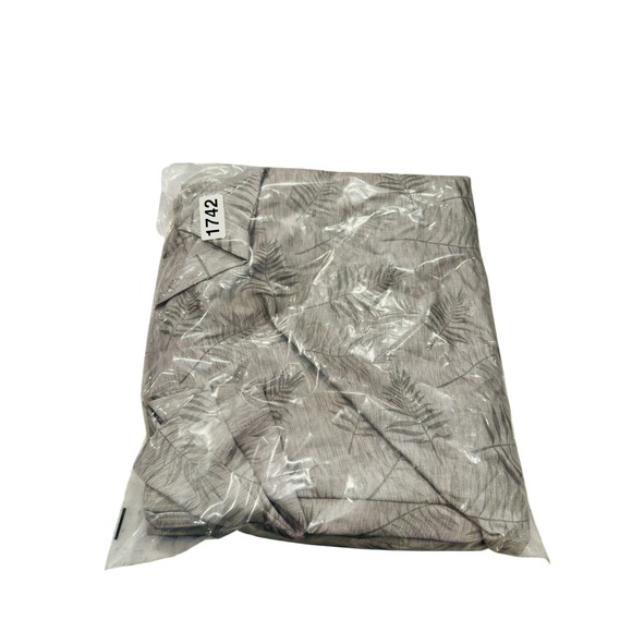 lot of 2 Travis Mathew Men's Size 40 Golf Shorts Palm Leaf Print & Solid Grey - Picture 3 of 15